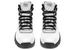 Outdoorboots-105BohemianWolfWhite00255-Blk-YWV-STR8.jpg